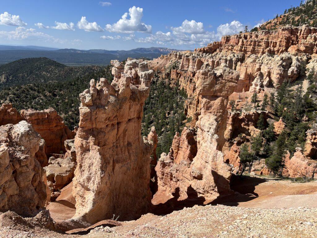 Hoodoos along Hat Shop Trail